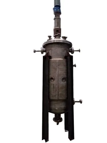 stainless-steel-jacketed-chemical-reactor-500x500